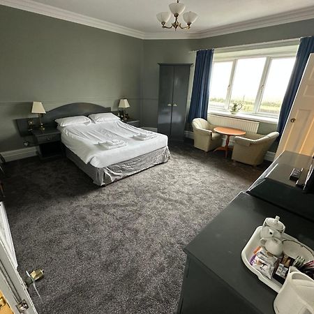 Clarkes Hotel Barrow In Furness Buitenkant foto