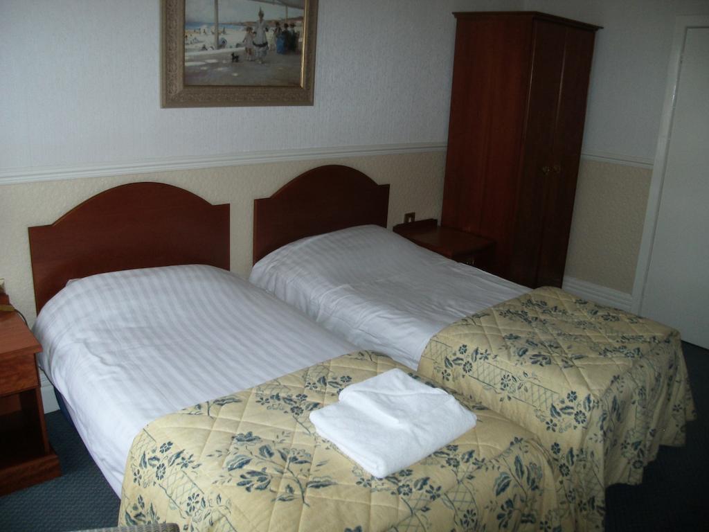 Clarkes Hotel Barrow In Furness Kamer foto